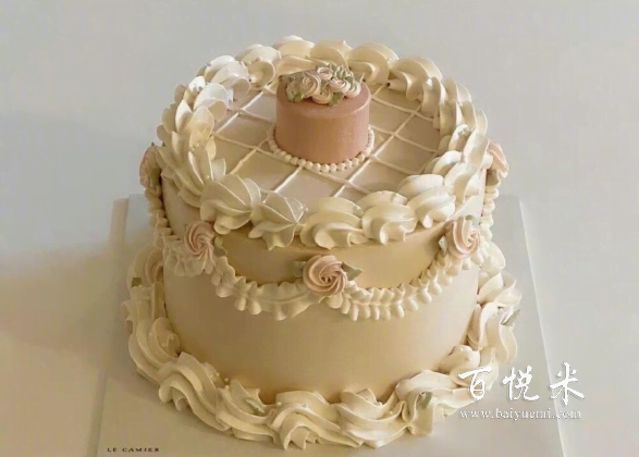 學(xué)習(xí)蛋糕的學(xué)費(fèi)是多少？學(xué)習(xí)時(shí)長(zhǎng)需要多長(zhǎng)時(shí)間？